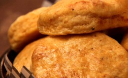 chuck-paozinho-cheddar-260_2895215982250559666